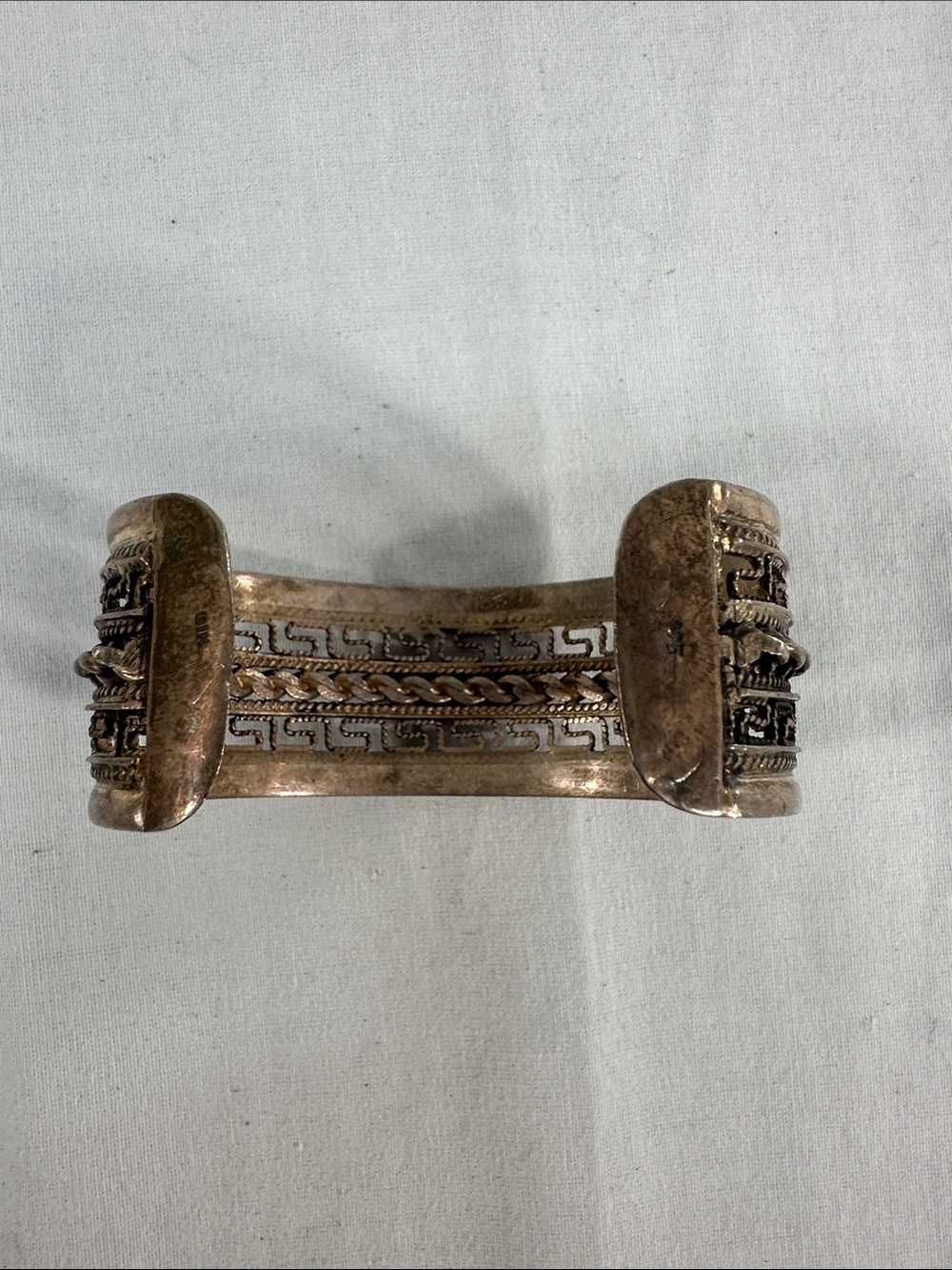 Cuff Bracelet Scroll Silver 925 or 565? Signed HIO 31.7 Grams Vtg? Sz 7 3/4" - Picture 2 of 10
